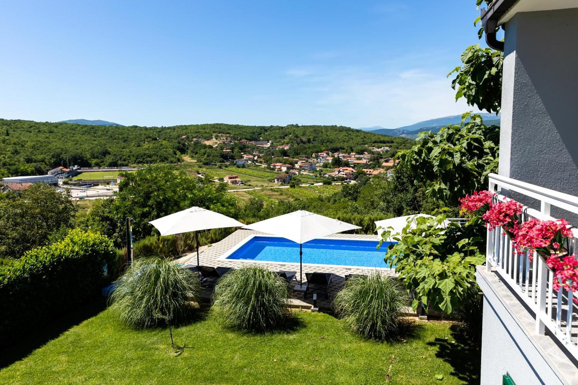 Villa Matko - Family Destination Zmijavci Exteriér fotografie